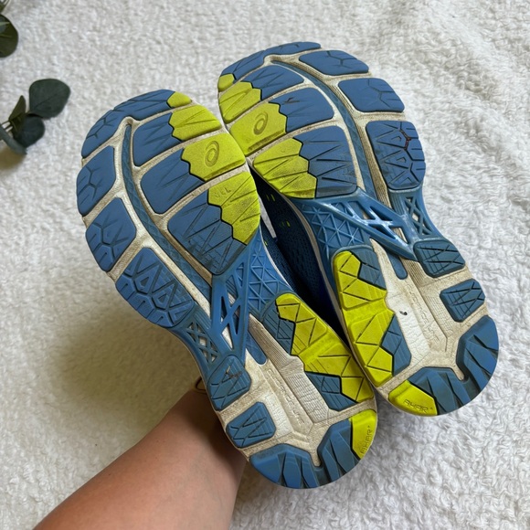 ASICS | gel kayano 24 women’s running shoes in brilliant blue - Picture 4 of 9